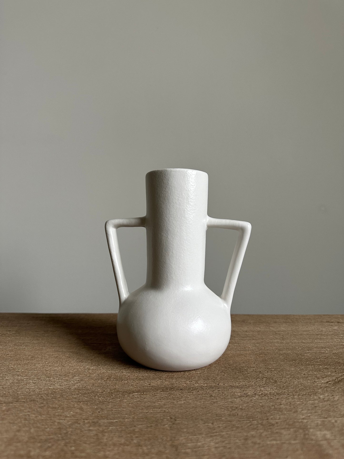 White Kontempo Vase